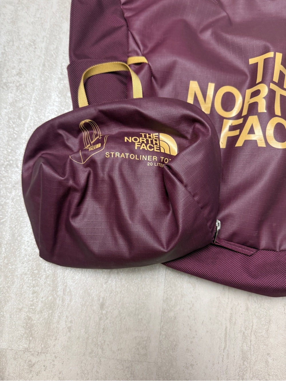 The North Face tote bag 20 L Stratoliner tote bag - Picture 3 of 12
